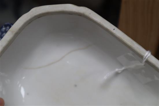 Four Chinese blue and white leaf-shaped plates, three matching rectangular serving dishes and a sauce tureen and cover (faults)